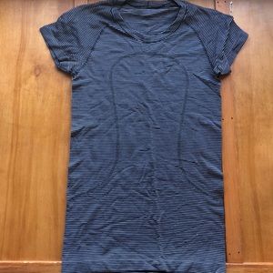 Lululemon Swiftly Tech Short Sleeve